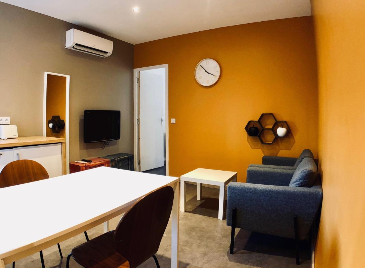 Appartements Entre Provence Et Camargue Tarascon Zewnętrze zdjęcie